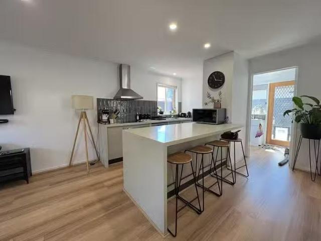 Apartment for rent in Torquay, Victoria