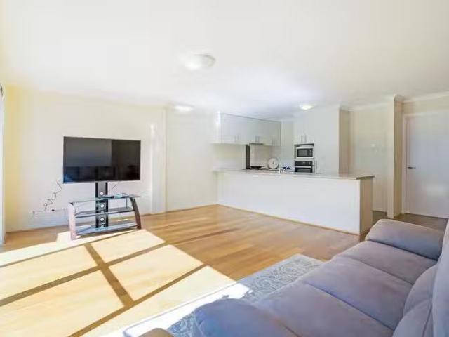House for rent in Kwinana Town Centre, Western Australia