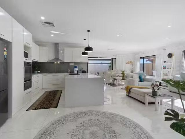 House for rent in Success, Western Australia