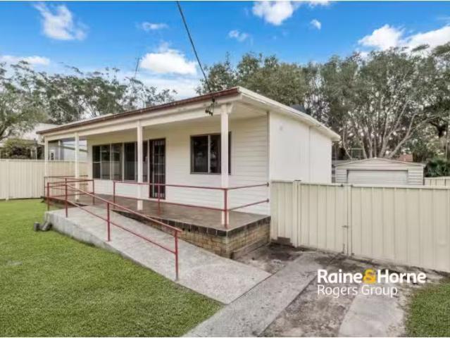 House for rent in Charmhaven, New South Wales