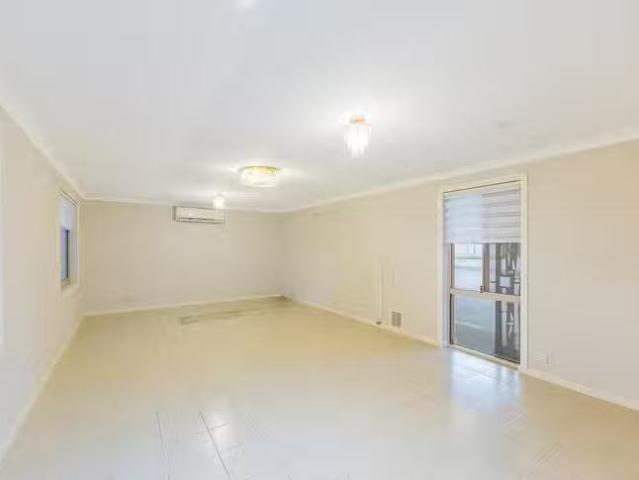 House for rent in Camillo, Western Australia