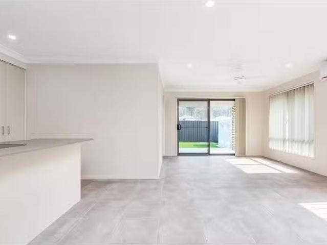 Condo for rent in Ambergate, New South Wales
