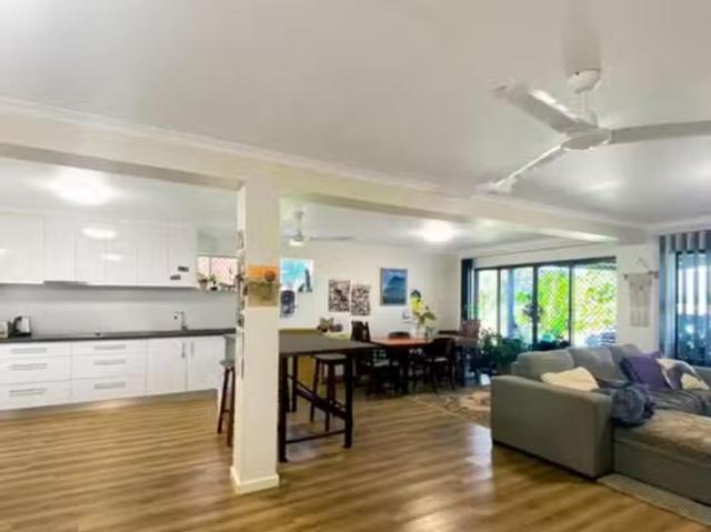 Apartment for rent in Tablelands, Queensland