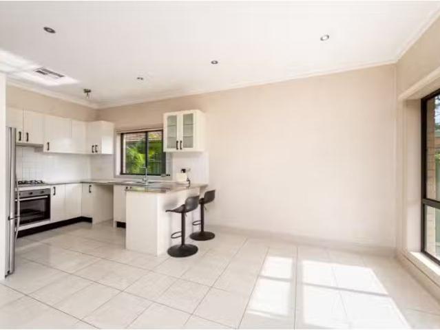 Condo for rent in Sydney, New South Wales