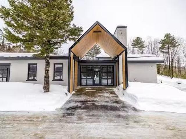 House for rent in Laurentides, Quebec