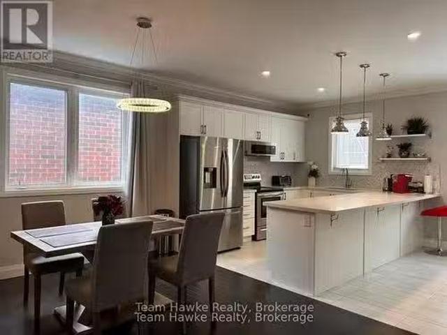 House for rent in Barrie, Ontario