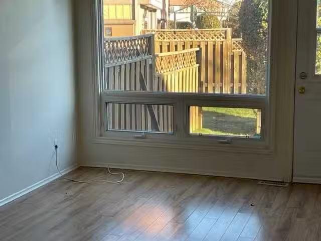 Condo for rent in Mulhurst Bay, Ontario