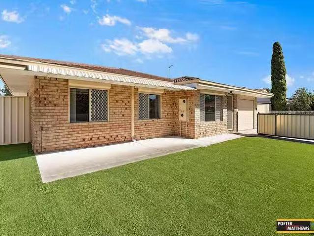House for rent in Forrestfield, Western Australia