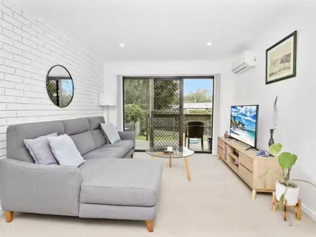 Condo for rent in Wollongong West, New South Wales