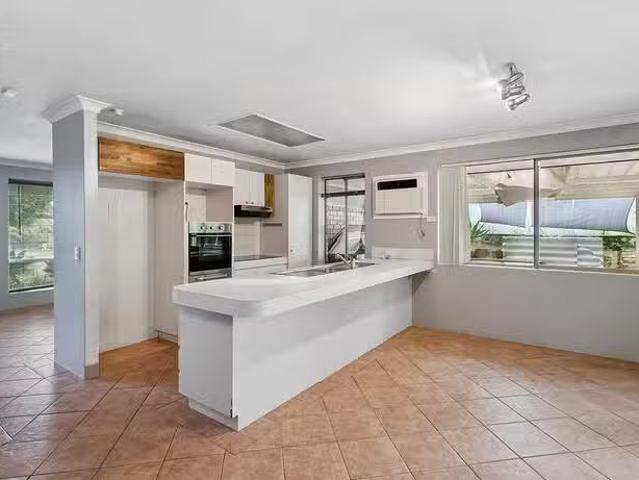 House for rent in South Lake, Western Australia