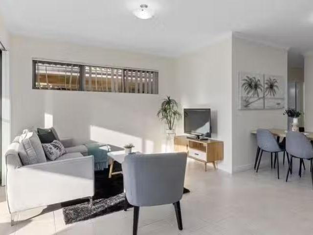 House for rent in Carlisle, Western Australia