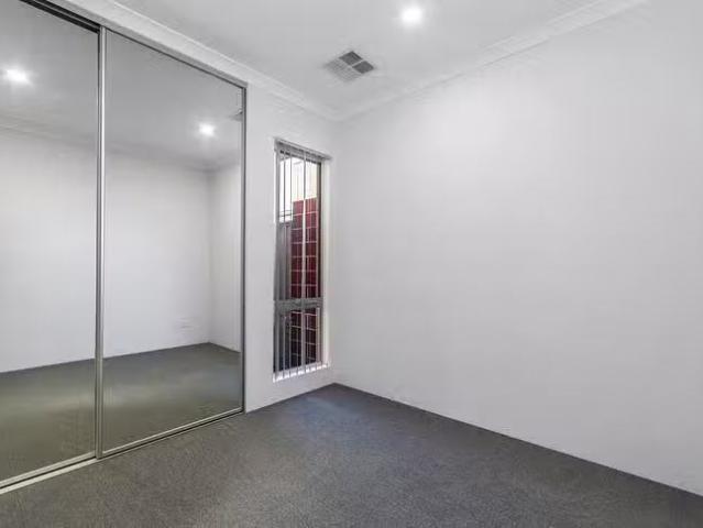 House for rent in Piara Waters, Western Australia