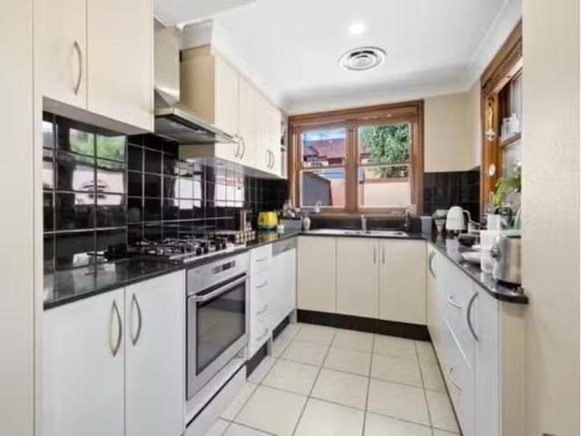 Apartment for rent in Griffith, Australian Capital Territory