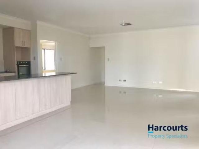 House for rent in Kardinya, Western Australia