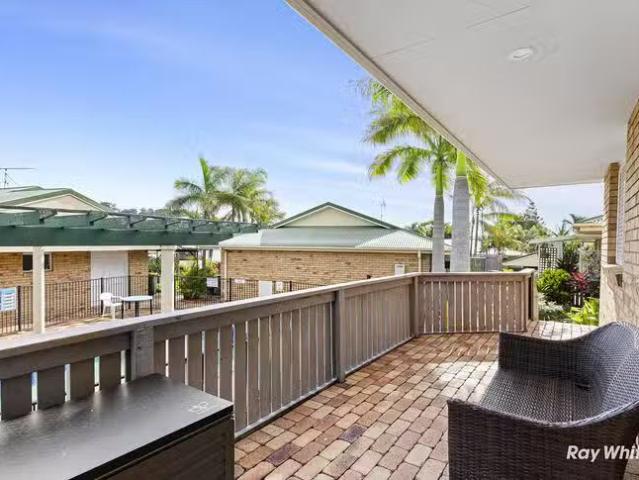 Apartment for rent in Cooee Bay, Queensland