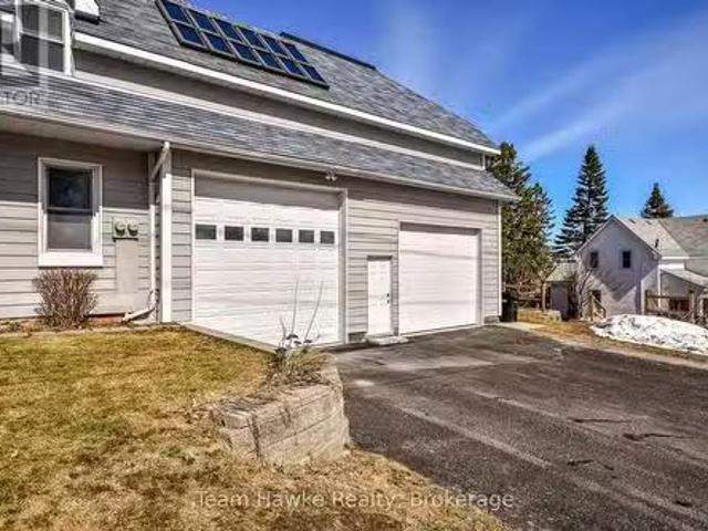 House for rent in Midland, Ontario