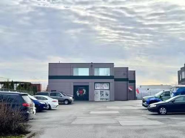 House for rent in Surrey, British Columbia