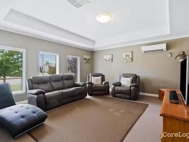 House for rent in Aveley, Western Australia