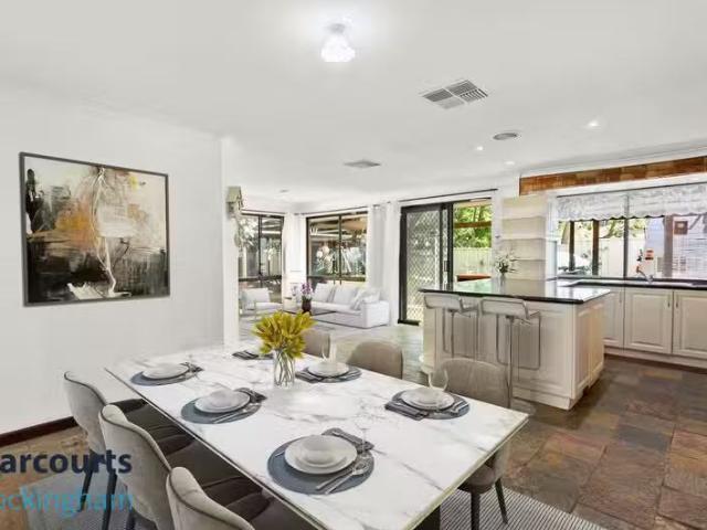 House for rent in Leda, Western Australia