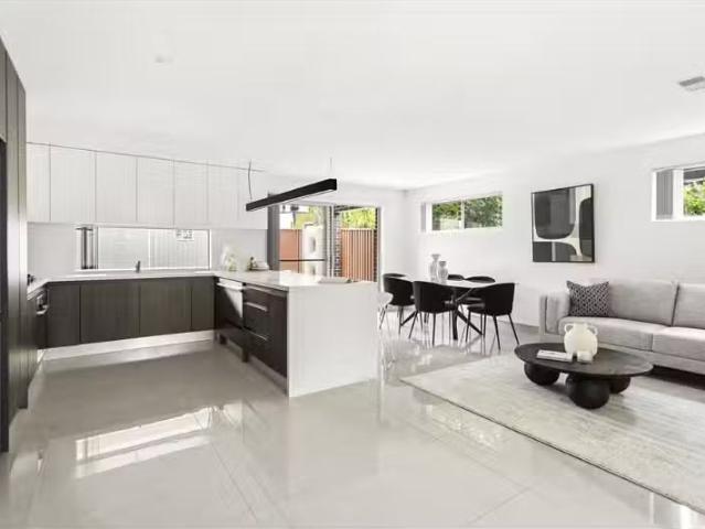 Condo for rent in Sydney, New South Wales