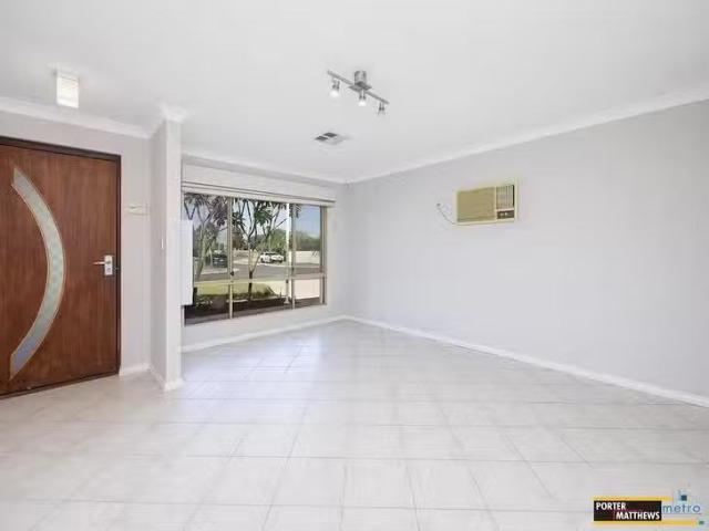 House for rent in High Wycombe, Western Australia