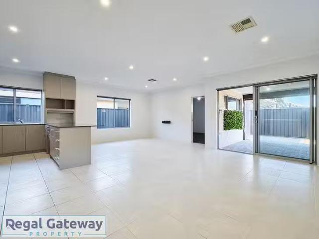 House for rent in Piara Waters, Western Australia