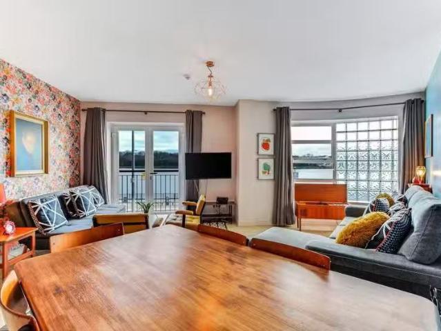 Apartment to rent in Strand, South Tipperary
