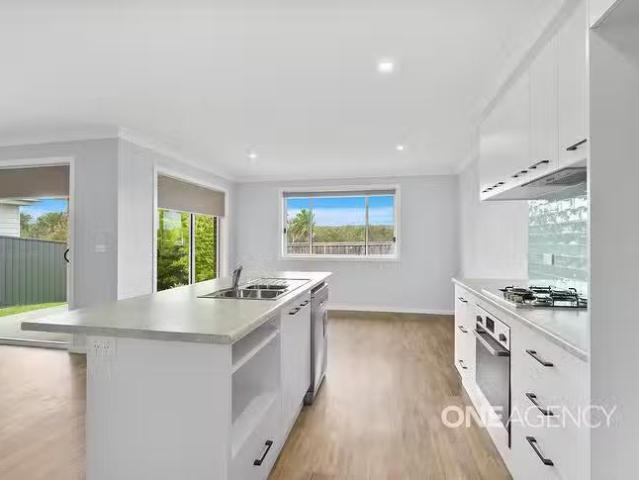House for rent in Vincentia, New South Wales