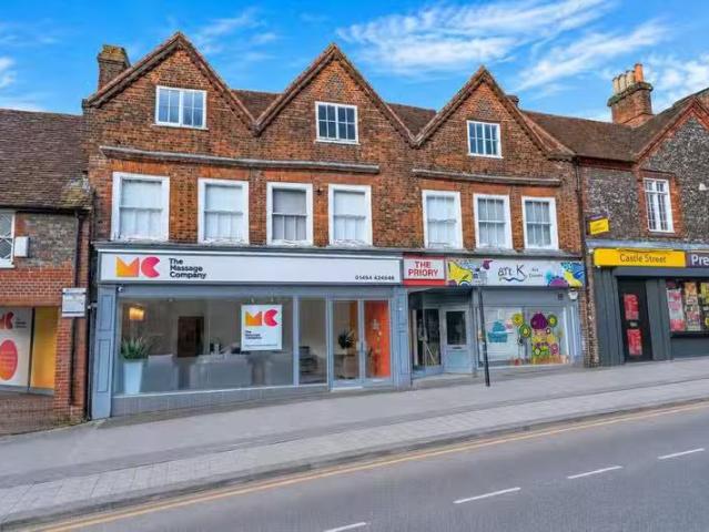 Apartment for rent in Downley, Buckinghamshire