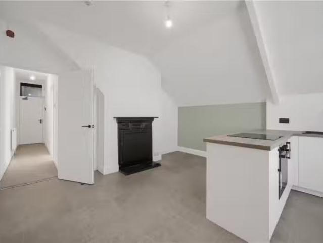 Apartment for rent in Falcon Lodge, Wales