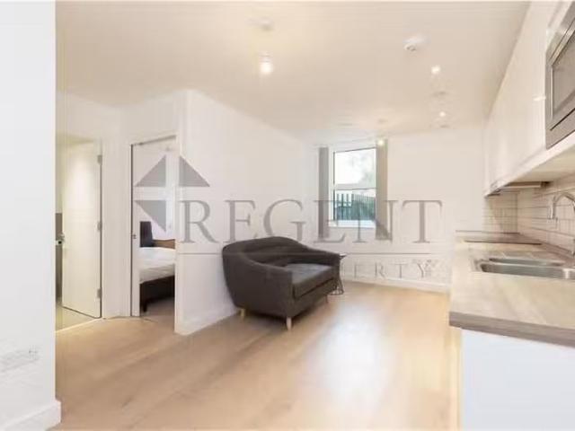Apartment for rent in London Borough of Merton, Mitcham