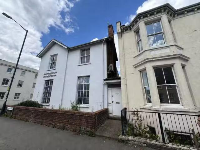 Apartment for rent in Green Close, Warwickshire