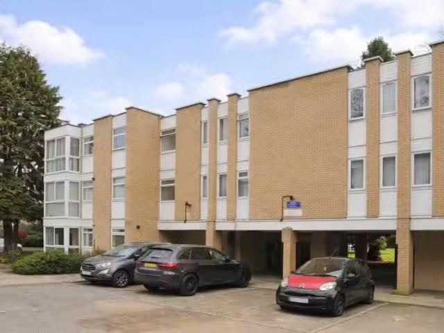 Apartment for rent in Enfield, Greater London
