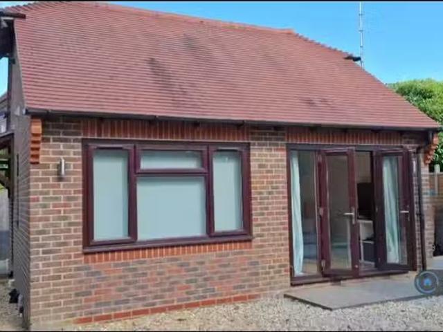 House for rent in Littlecote, West Sussex