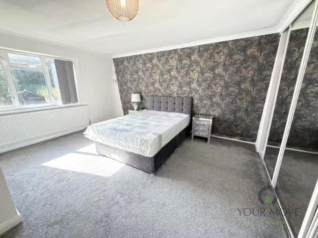 House for rent in Red Hill, Surrey