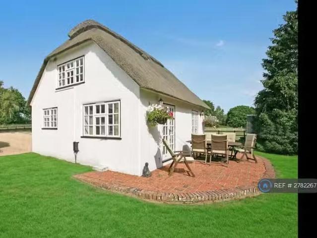 House for rent in Manswood, Moor Crichel