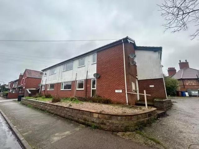 House for rent in Winshill, Beamhurst