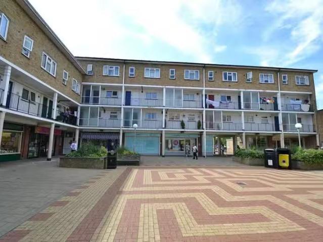 House for rent in Chesterton, Arbury