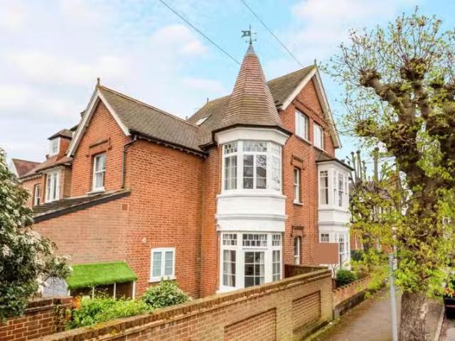 House for rent in Blackhills, Surrey