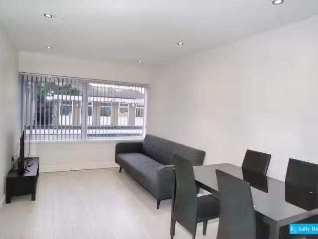 House for rent in Froggatt, East Midlands