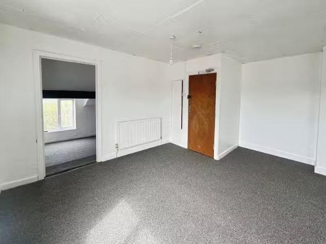 House for rent in Moses Gate, Lee Bank