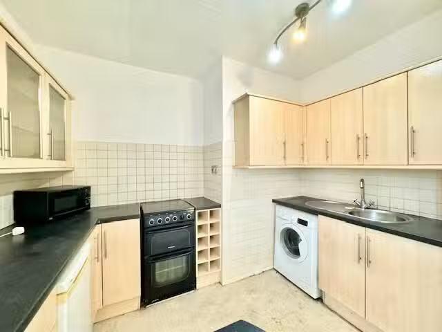 House for rent in Seaside, Llanelli