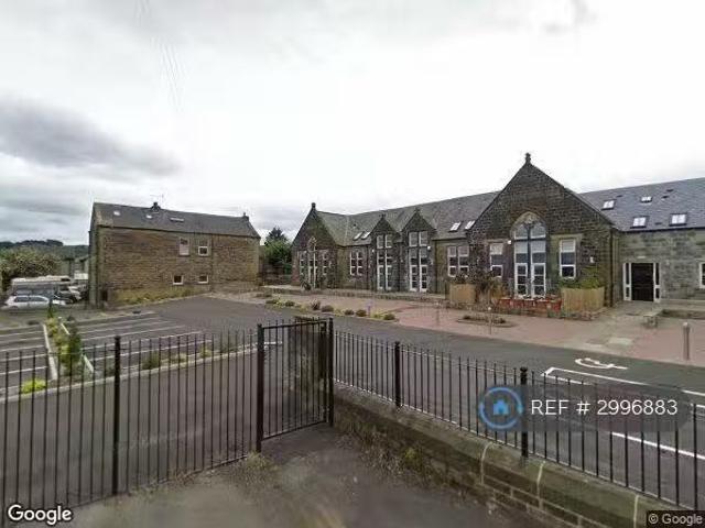 House for rent in Denholme, West Yorkshire