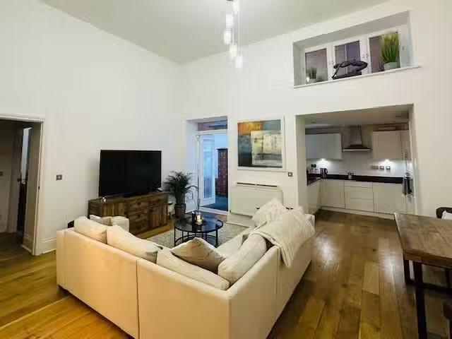 House for rent in Broken Cross, Macclesfield
