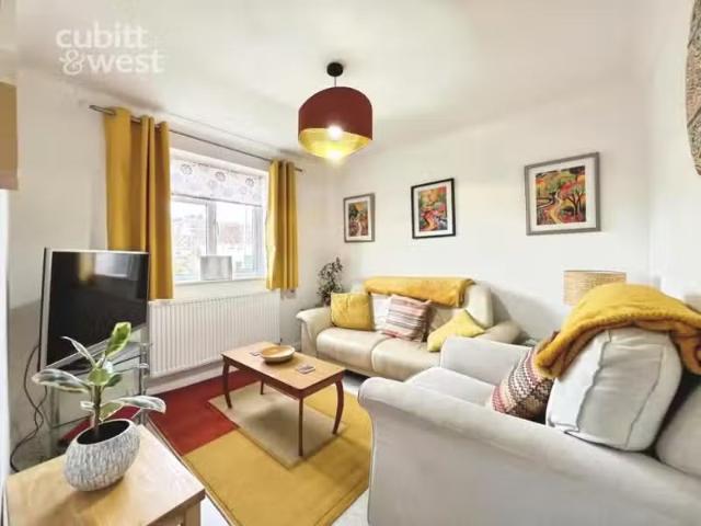 House for rent in Peacehaven, Iford