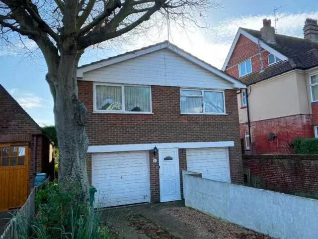 Apartment for rent in Seaford, Iford