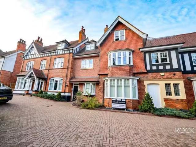 Apartment for rent in Four Oaks, West Midlands