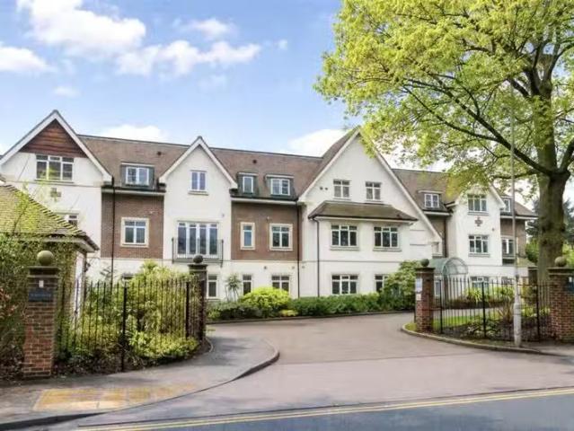 Apartment for rent in Forty Green, Isle Of Man
