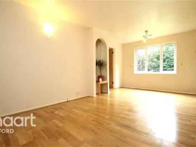 House for rent in Hainault, Greater London