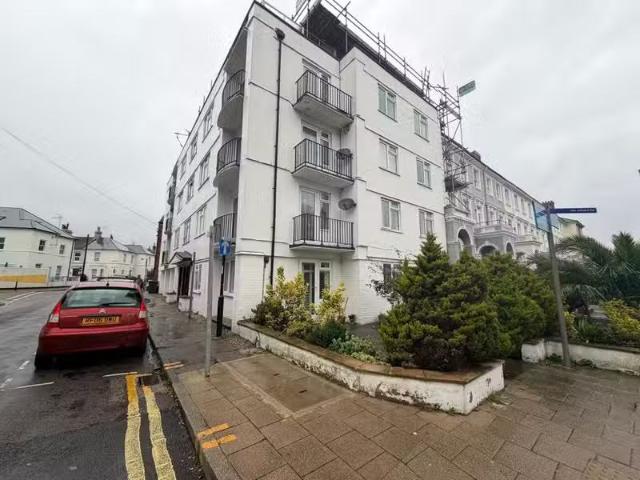 House for rent in Upperton, Eastbourne